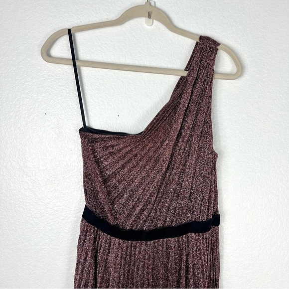 BCBGMAXAZRIA Yasmin One Shoulder Pleated Metallic Evening Gown size M - Picture 4 of 10
